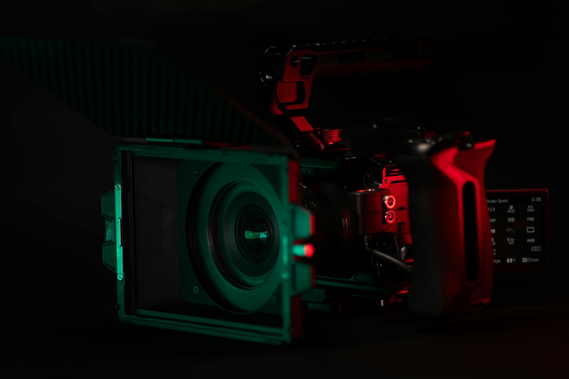 Digital Effects Innovation in Modern Independent Horror Cinema