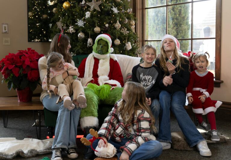 How the Grinch Stole Christmas Family Watching Tips - Featured image
