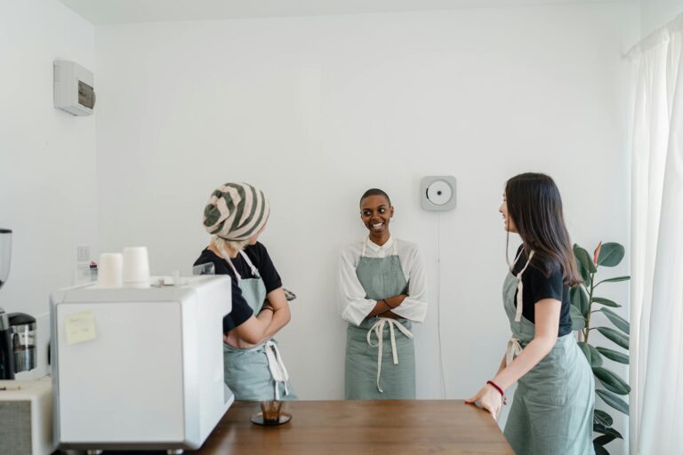 How to create a group chat dedicated to movie planning - Featured image