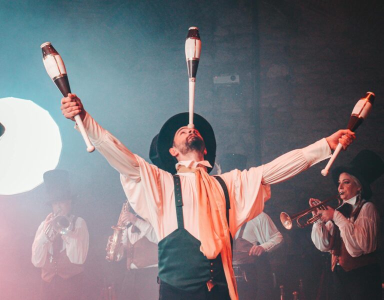 How to keep your online movie club drama free - Featured image