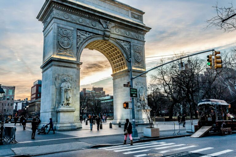 Movies Where Denzel Washington Plays a Crooked Cop - Featured image