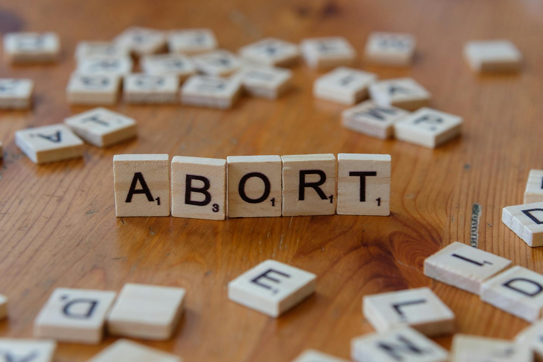 Structuring Debate Formats for Virtual Film Discussions