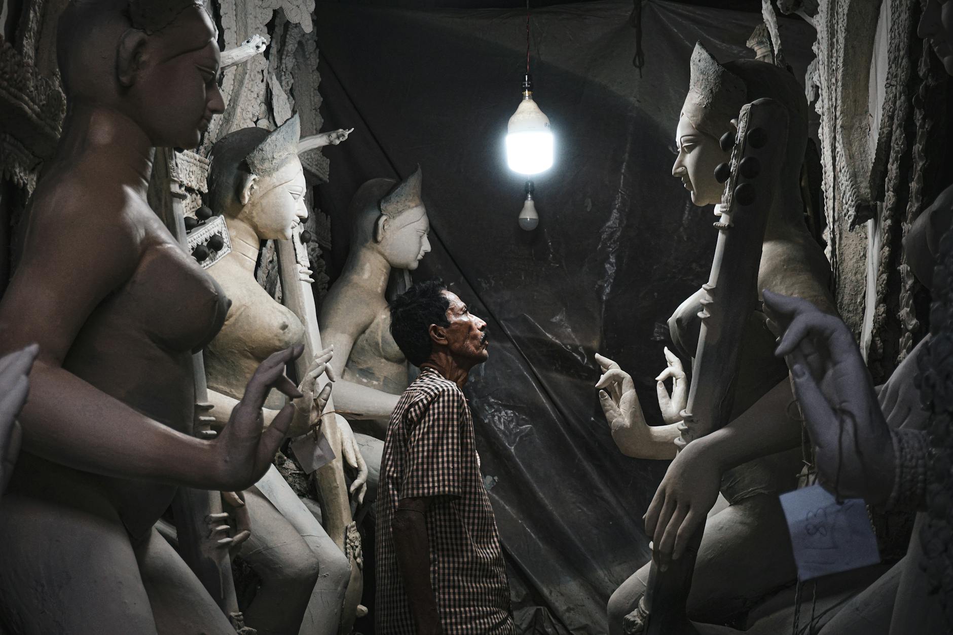 Technical Compatibility and Common Issues with Synchronized Streaming