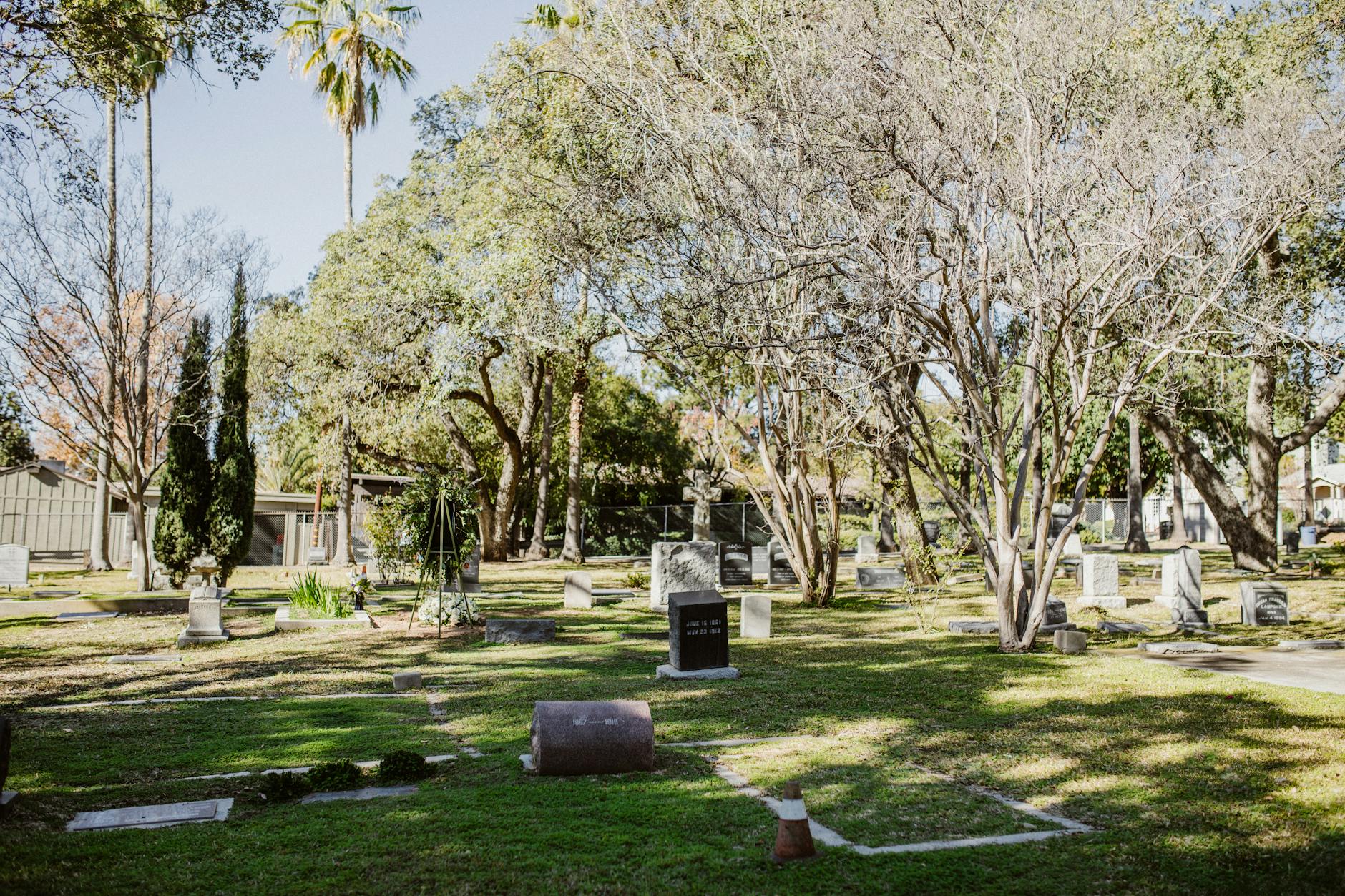 The Technical Craft Behind Plot-Concealing Edits