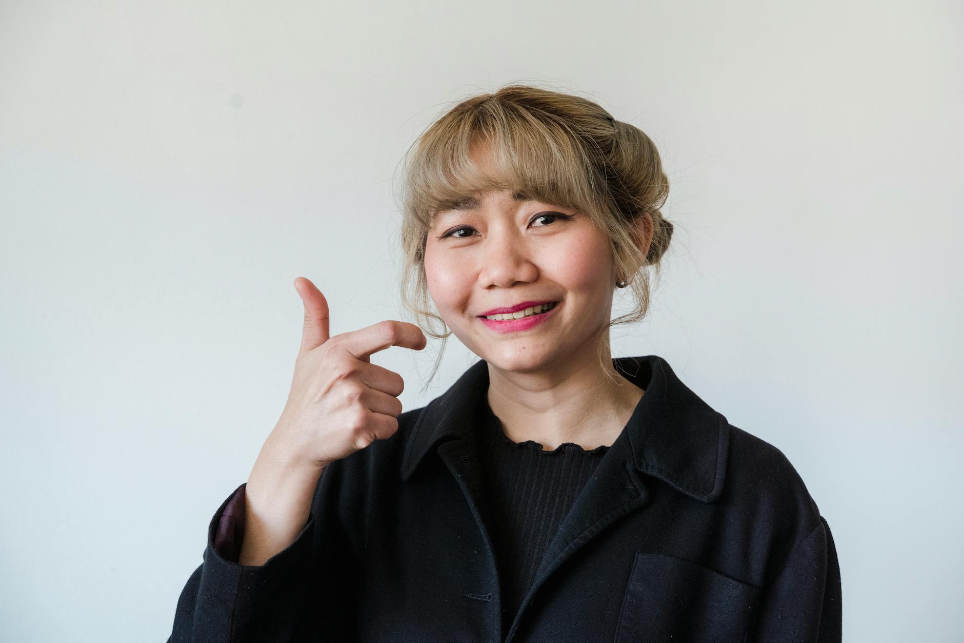 Visual Techniques for Conveying Isolation in City Spaces