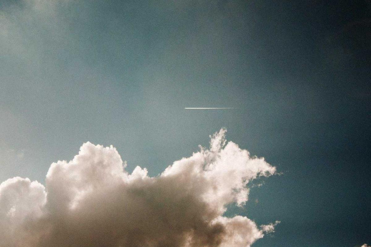 What Age Rating Does the Hamnet Film Have and Is It Appropriate for Children?