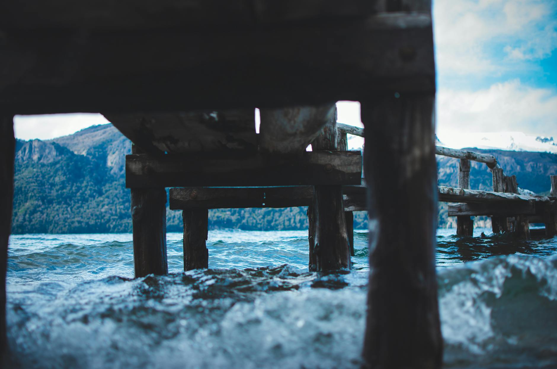 What Makes International Indie Horror Films Different from Hollywood Productions?