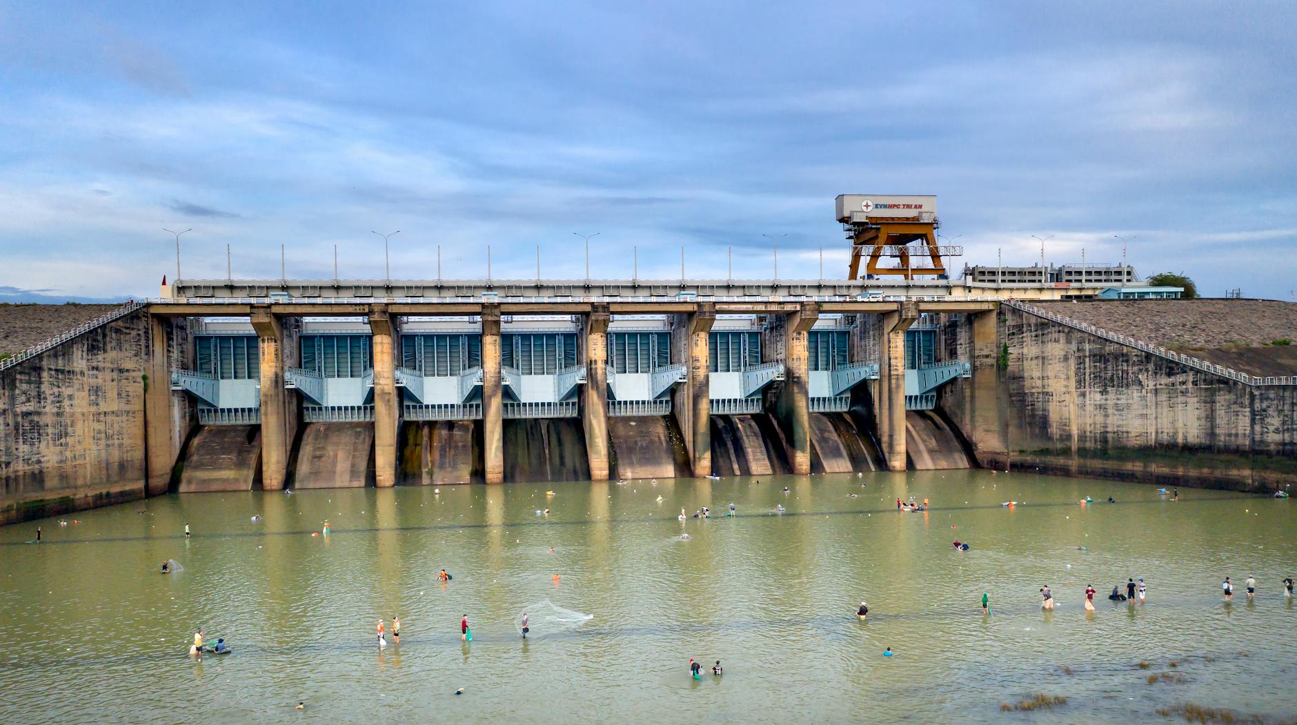 What Does Long-Term Audience Retention Reveal About Star Wars Shows?