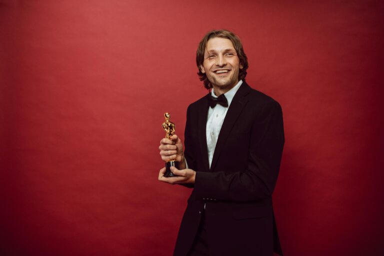 Awards Season Watchers - Awards Season Watchers Are Tracking Which International Films Could Break Into t