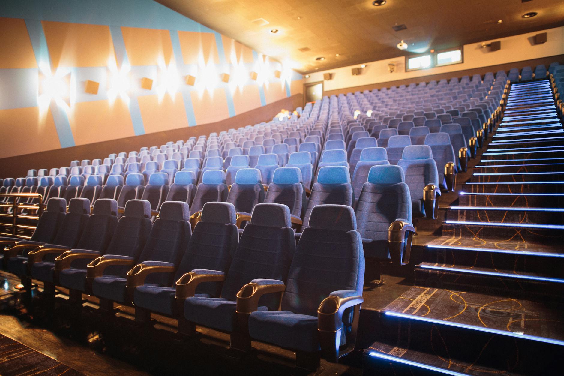 Film Fans Already - Film Fans Are Already Asking Which Movies Could Win Best Picture