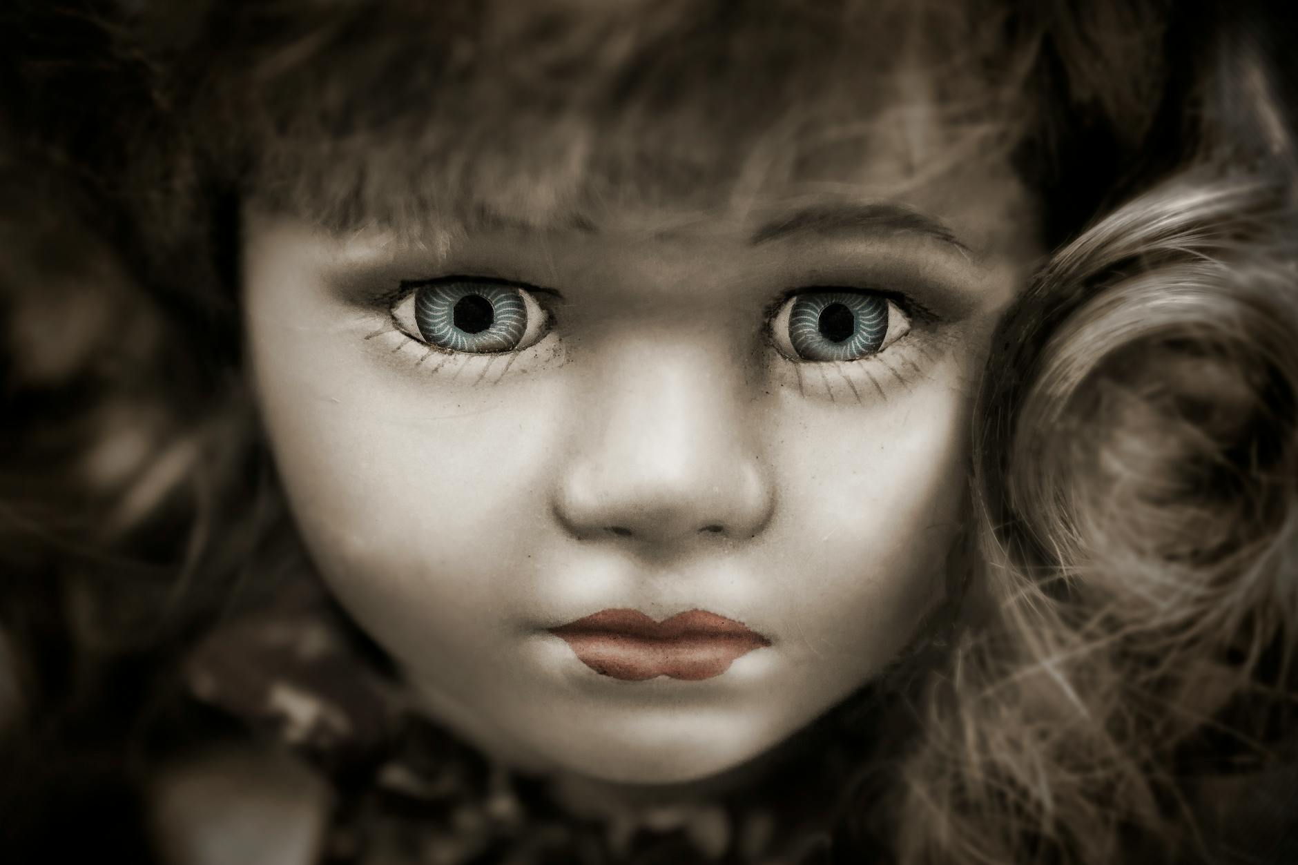 How Does Childhood Trauma Transform Spiritual Faith Into Rejection?