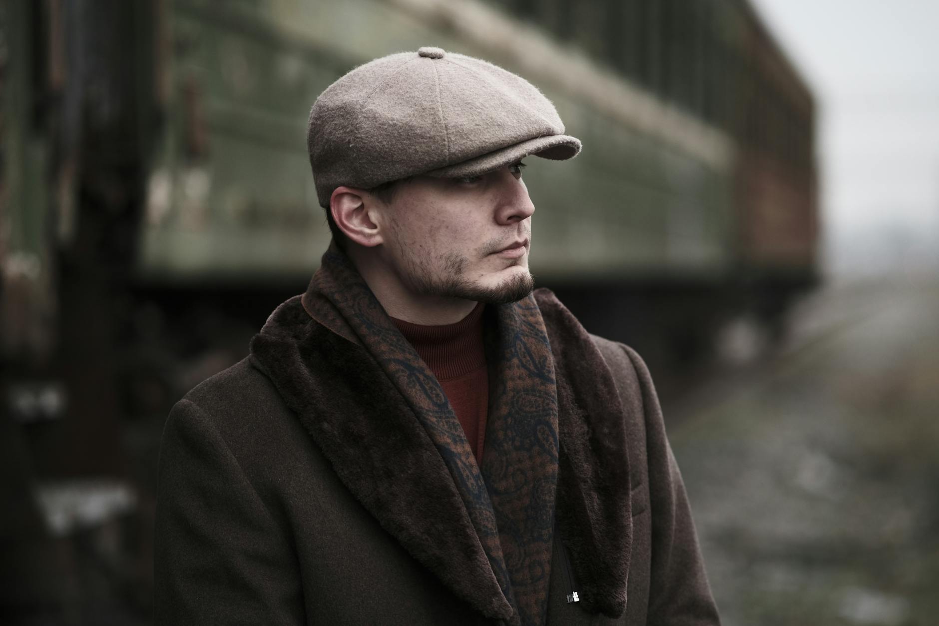 How Does Peaky Blinders' Film Rating Compare to Other Crime Dramas?