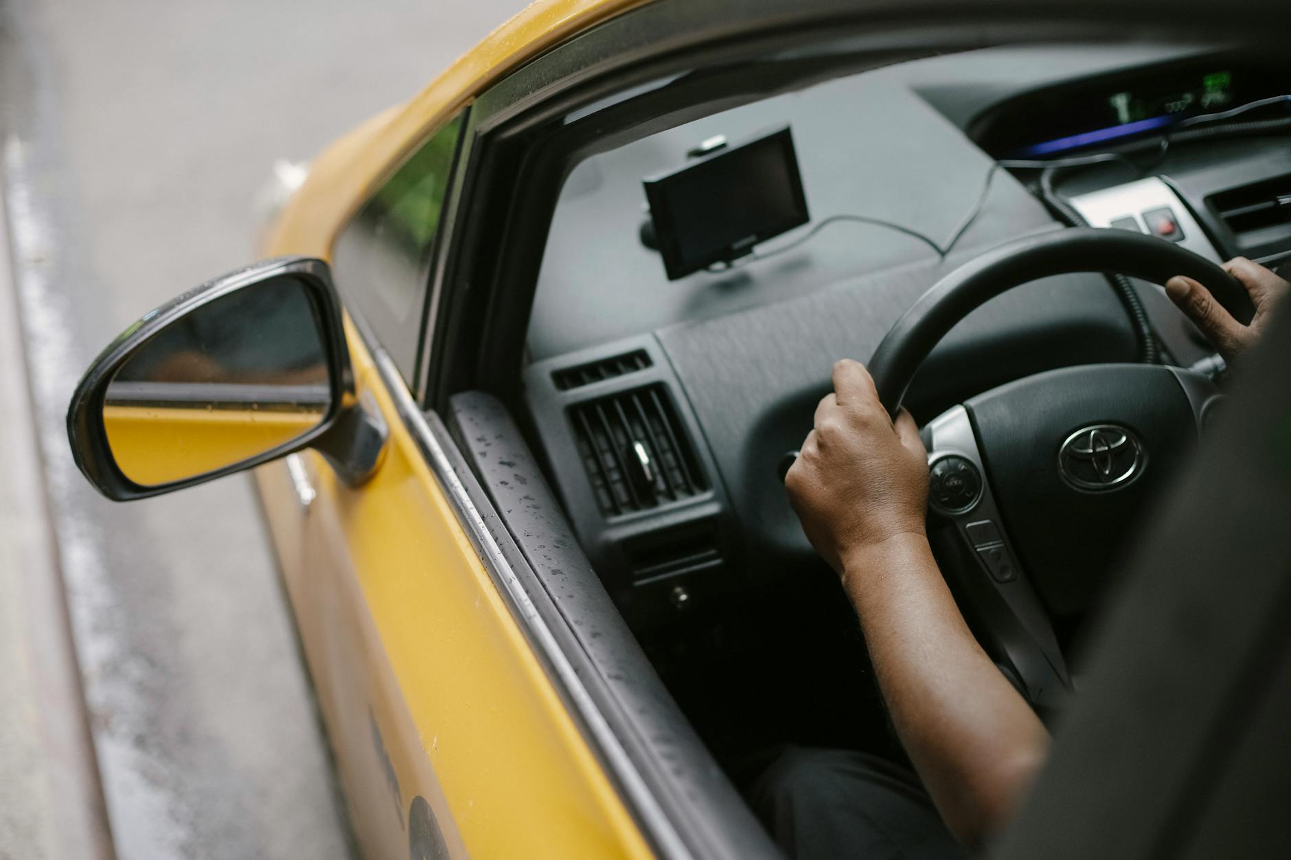 How Does Taxi Driver's Metacritic Score Compare to Other 1970s Classics?