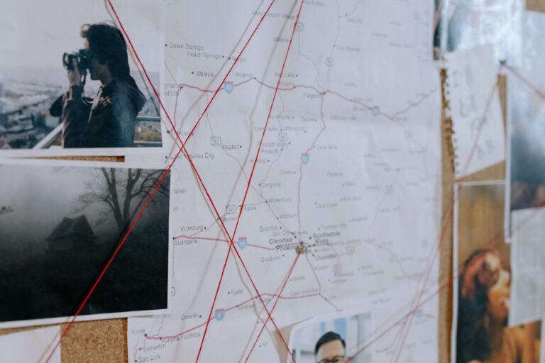 Obsession Trailer Clues - Obsession Trailer Clues That Make More Sense After Watching