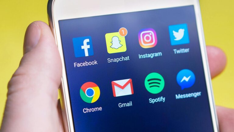 Metacritic User Score - What Is the Metacritic User Score for The Social Network