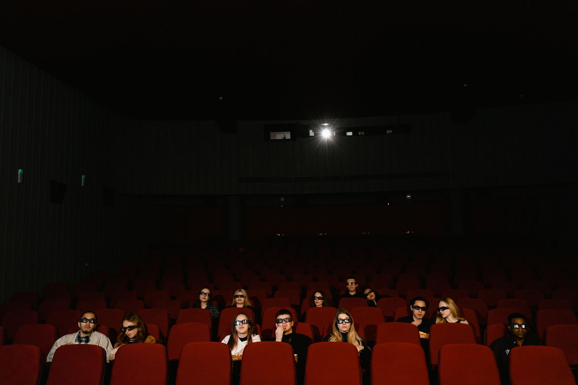 The Substance Cast Guide: Who Stars In The Movie? - Featured image