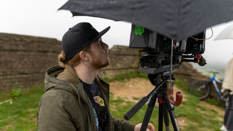 Warwick Movie Filming - Warwick Movie Filming: Latest News, Reviews, and Audience Buzz