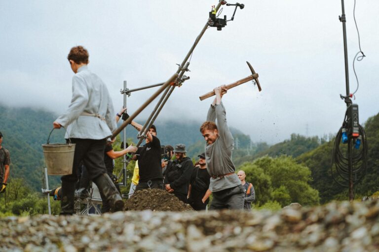 Warwick Movie Filming - Warwick Movie Filming: Why It Is Trending Across Movie Searches