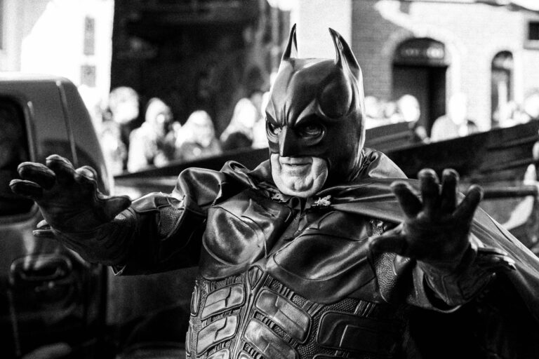 Batman: Mask of the Phantasm Death Scene Explained - Featured image