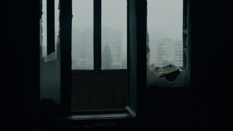 Broken City Twist Reveal Scene Explained - Featured image