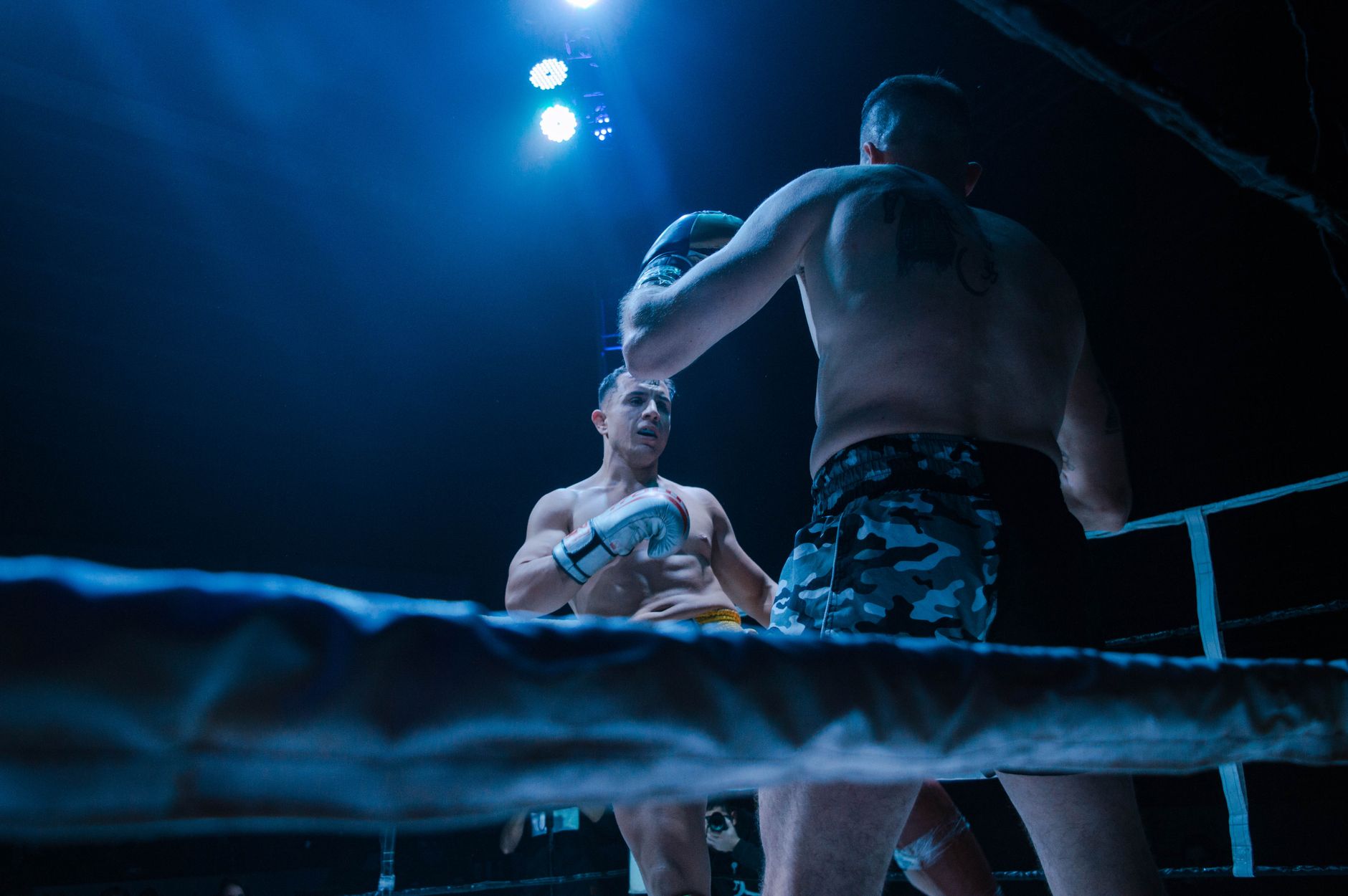 Fight Club (1999) Movie Parents Guide: Age Rating, Violence, Language, Sexual Content, and Scary Scenes - Featured image